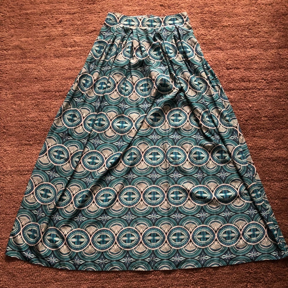 Maxi skirt